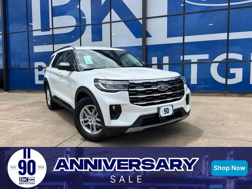 2026 Ford Explorer Active in Star White Metallic Tri-Coat — front three-quarter view