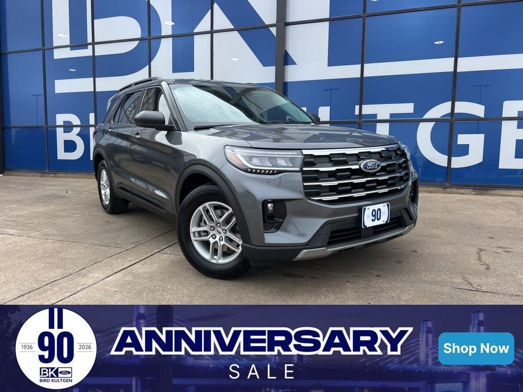 2026 Ford Explorer Active in Carbonized Gray Metallic — front three-quarter view