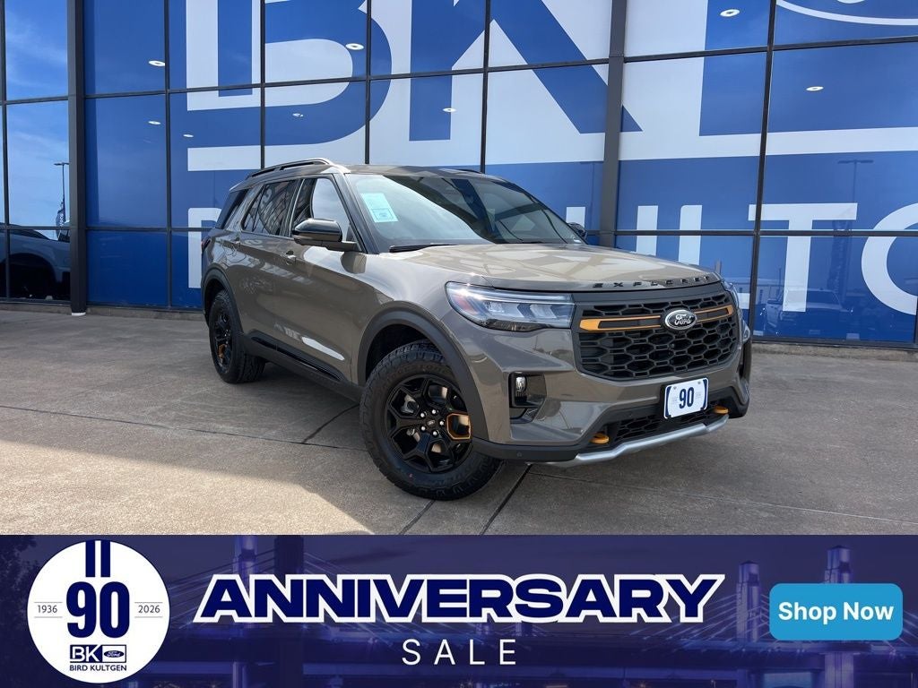 2026 Ford Explorer Tremor in Marsh Gray — front three-quarter view